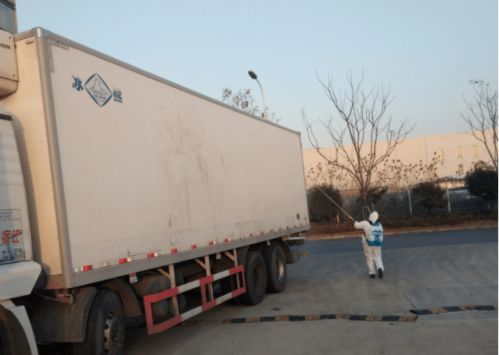 西班牙冷凍豬肉順利入倉，鎮江新區進口冷鏈監管倉高效運轉保安全